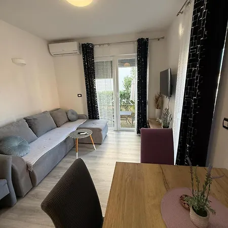 Apartment Velebit Zadar