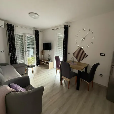 Velebit Apartment